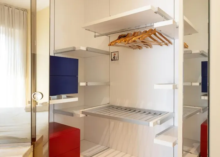 Spacious Two Bedrooms Solari Area - Mirable Pm Apartament