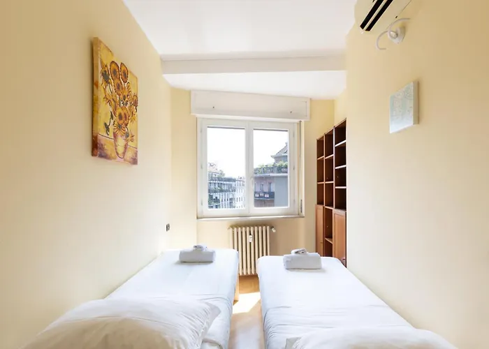 Spacious Two Bedrooms Solari Area - Mirable Pm Apartament Mediolan