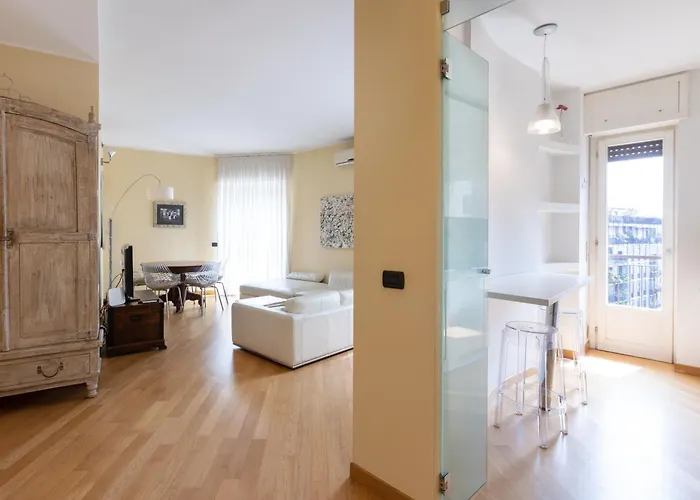 Spacious Two Bedrooms Solari Area - Mirable Pm Mediolan