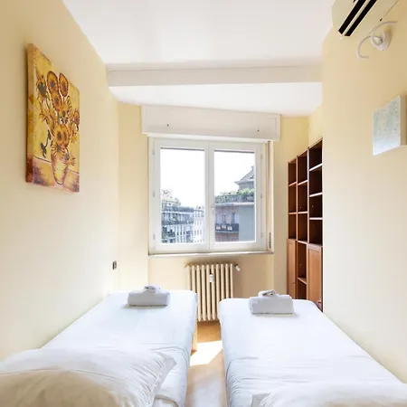Spacious Two Bedrooms Solari Area - Mirable Pm Apartment Milan